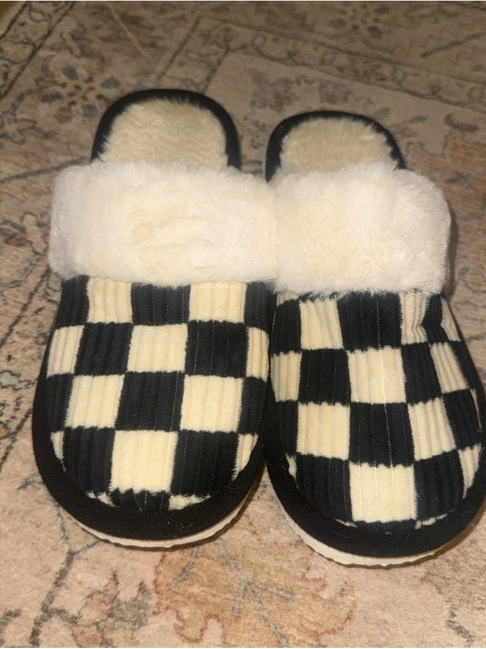 Kids Checkerboard Plush Slide Slippers - Black & Cream
